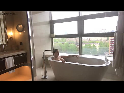❤️ Awqn babe Passionately jerking si pa rẹ obo ni baluwe ️ Fidio furo ﹏